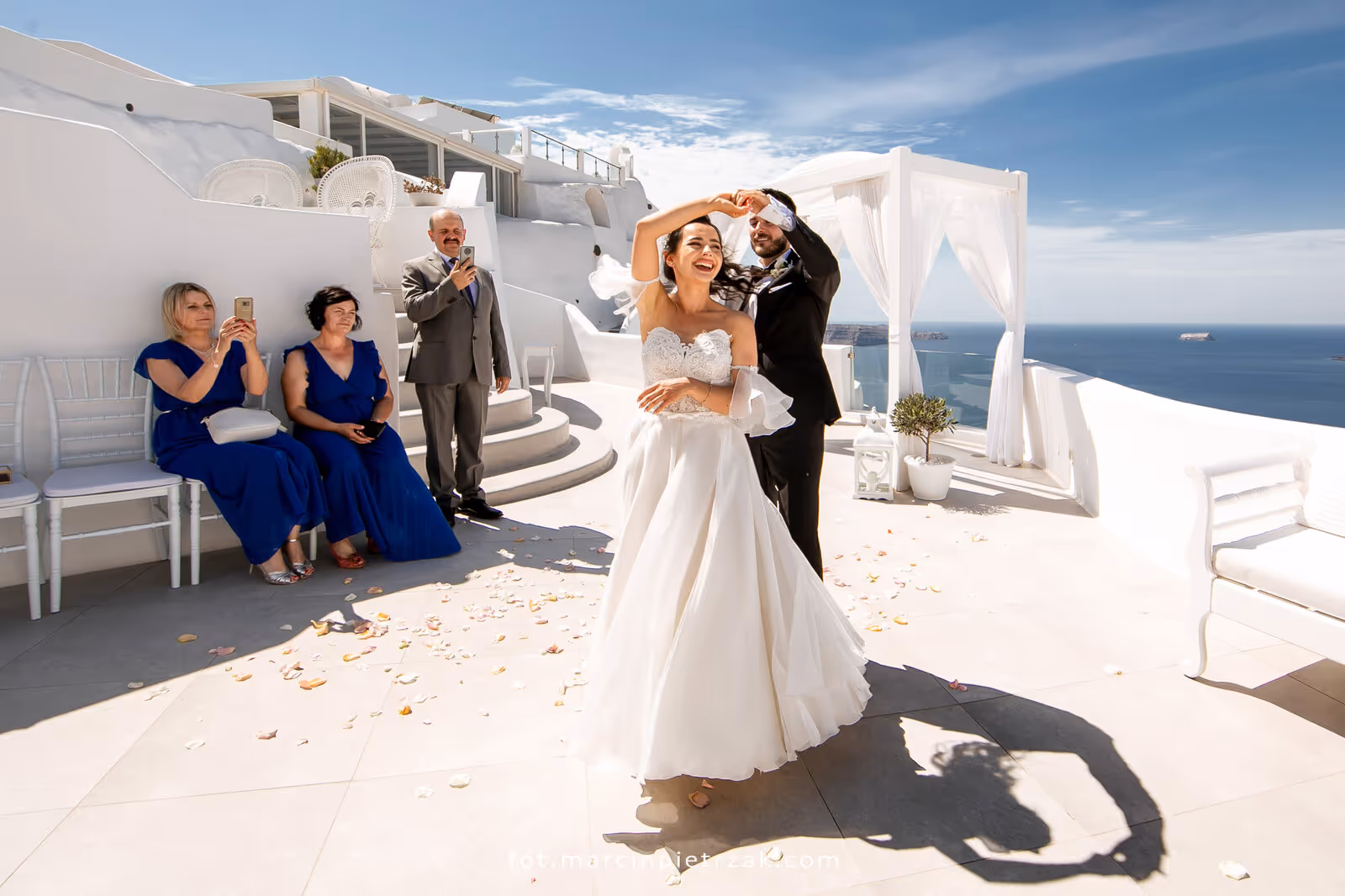 Ślub w Grecji - Santorini. Taras nr. 2. Zdjęcie nr. 1