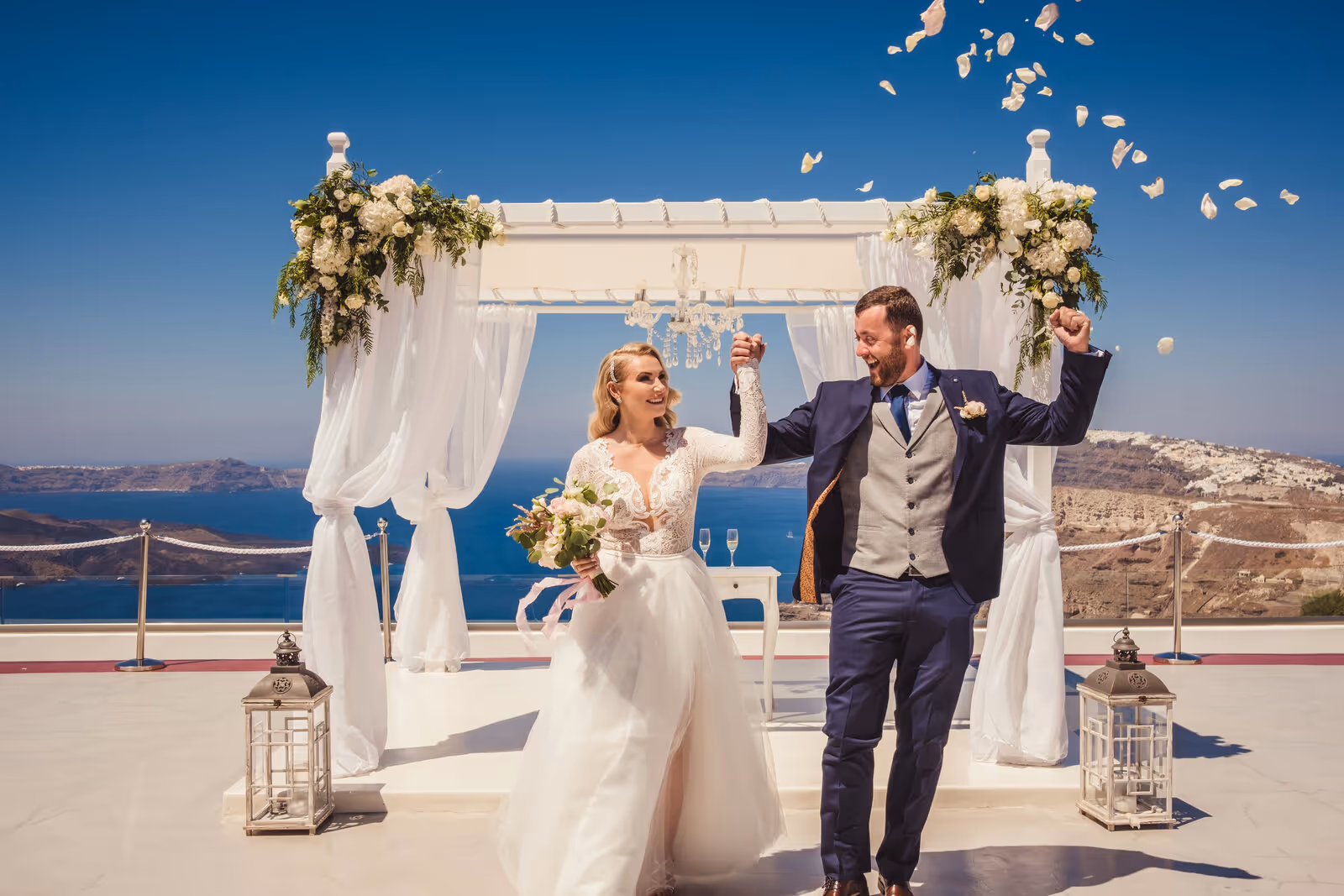 Ślub w Grecji - Santorini. Taras nr. 1. Zdjęcie nr. 25