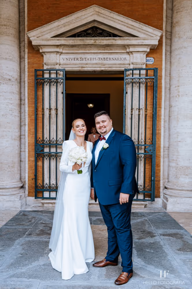Ślub w Rzymie. Czerwona sala na Kapitolu. Zdjęcie 11