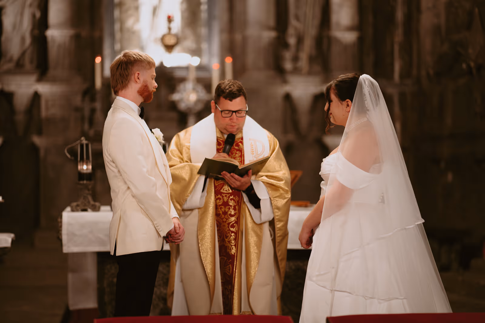 Ślub w Polsce. Kopalnia Soli w Wieliczce. Zdjęcie nr. 51