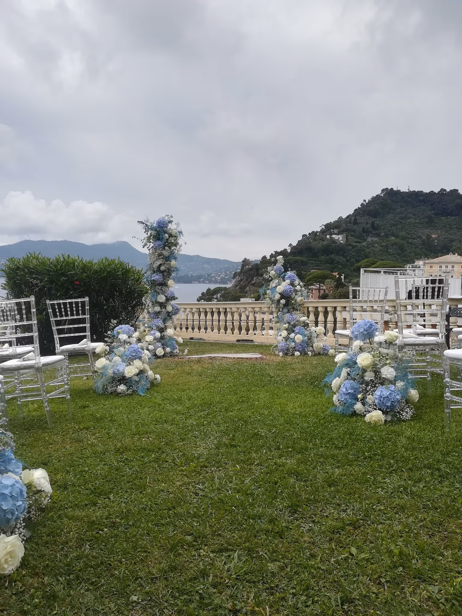 Ślub w Ligurii. Giardino di Villa Vicini. Zdjęcie 1