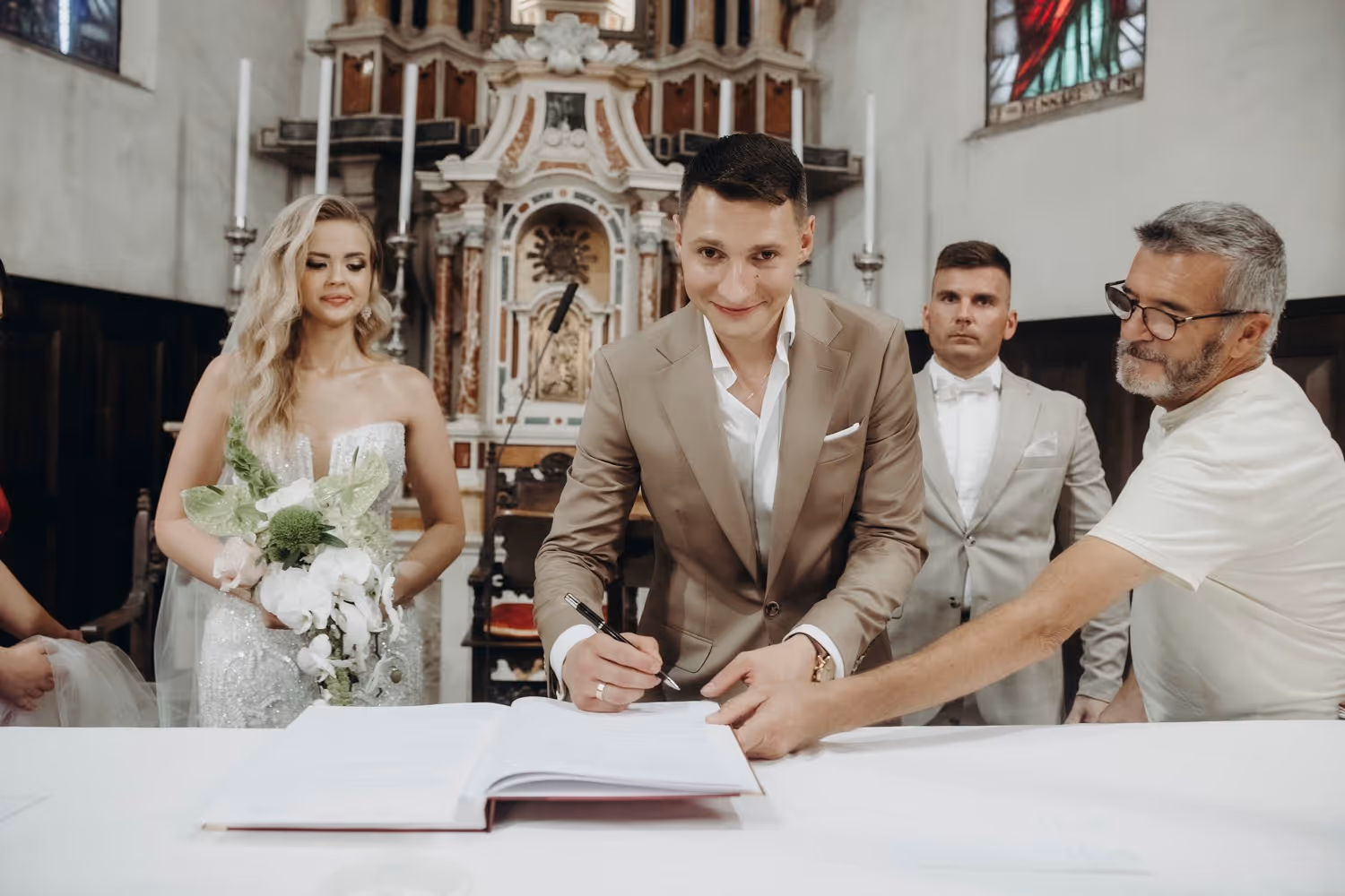 Ślub nad Jeziorem Garda. Kościół 5. Zdjęcie 5