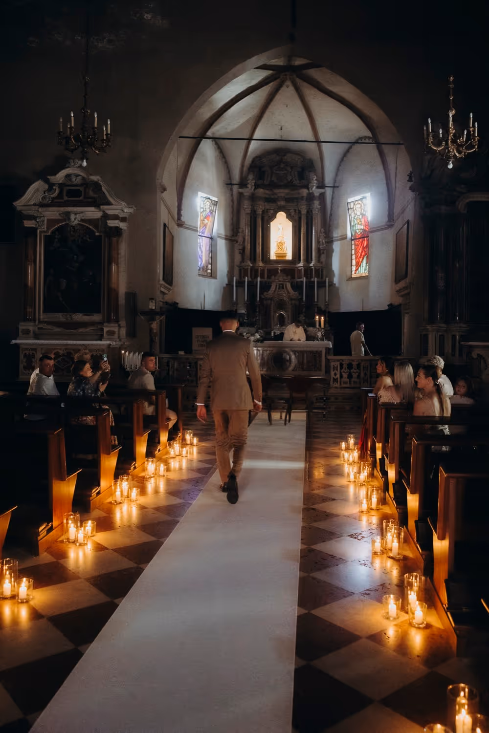 Ślub nad Jeziorem Garda. Kościół 5. Zdjęcie 7