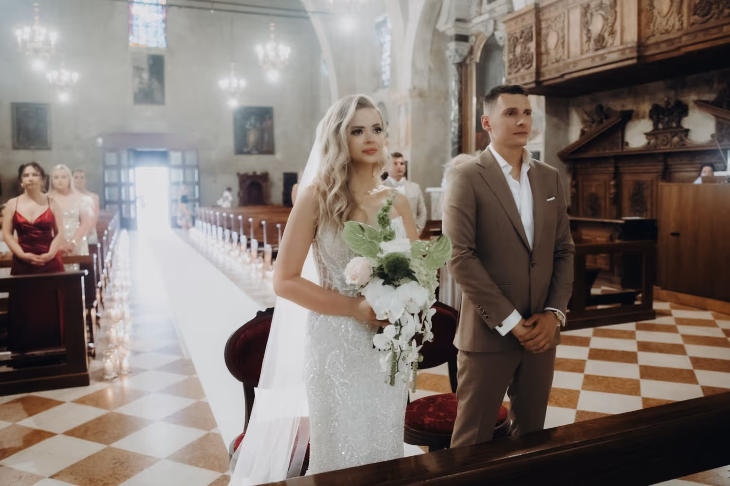 Ślub nad Jeziorem Garda. Kościół 5. Zdjęcie 11
