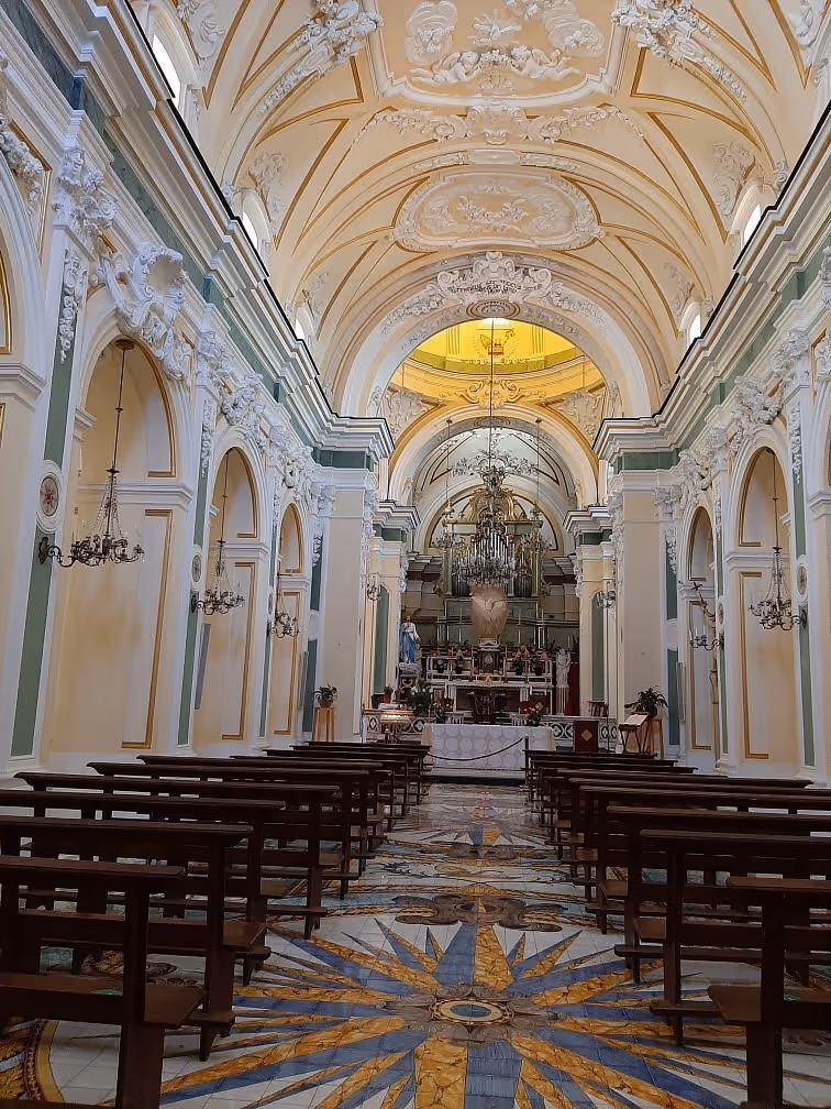 Ślub na Wybrzeżu Amalfi. Kościół nr. 3. Zdjęcie 2