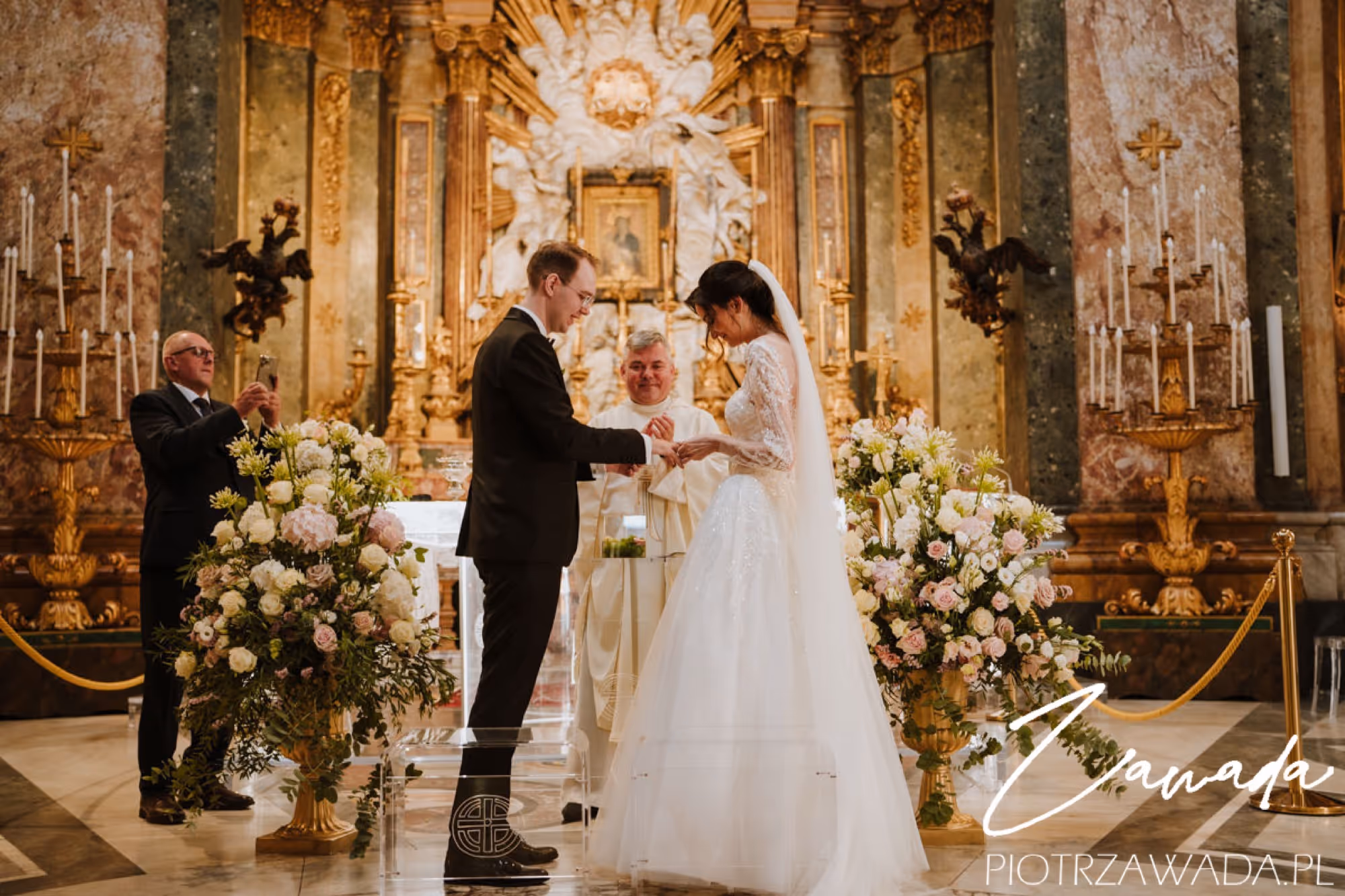 Ślub w Rzymie. Kościół w pobliżu Kapitolu. Zdjęcie 5