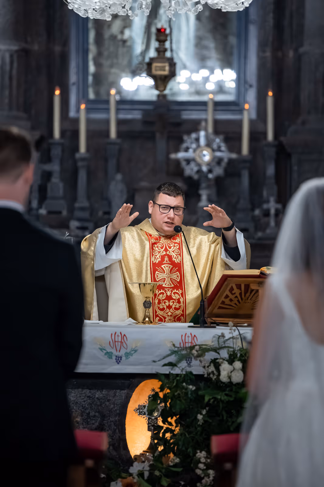 Ślub w Polsce. Kopalnia Soli w Wieliczce. Zdjęcie nr. 152