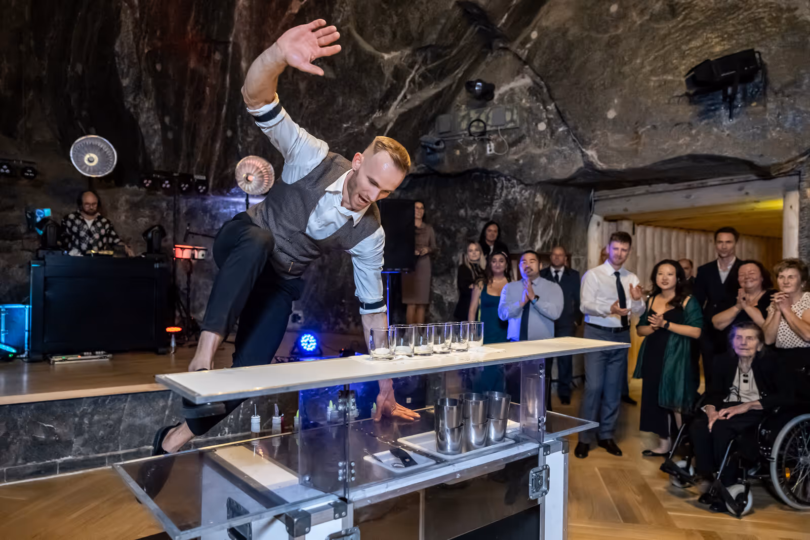 Ślub w Polsce. Kopalnia Soli w Wieliczce. Zdjęcie nr. 287