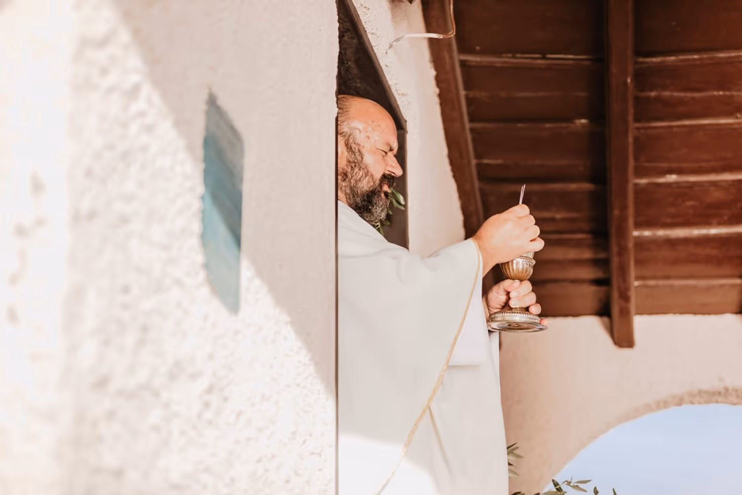Ślub w Ligurii. Kościółek z otwartymi krużgankami - Bonassola. Zdjęcie 4