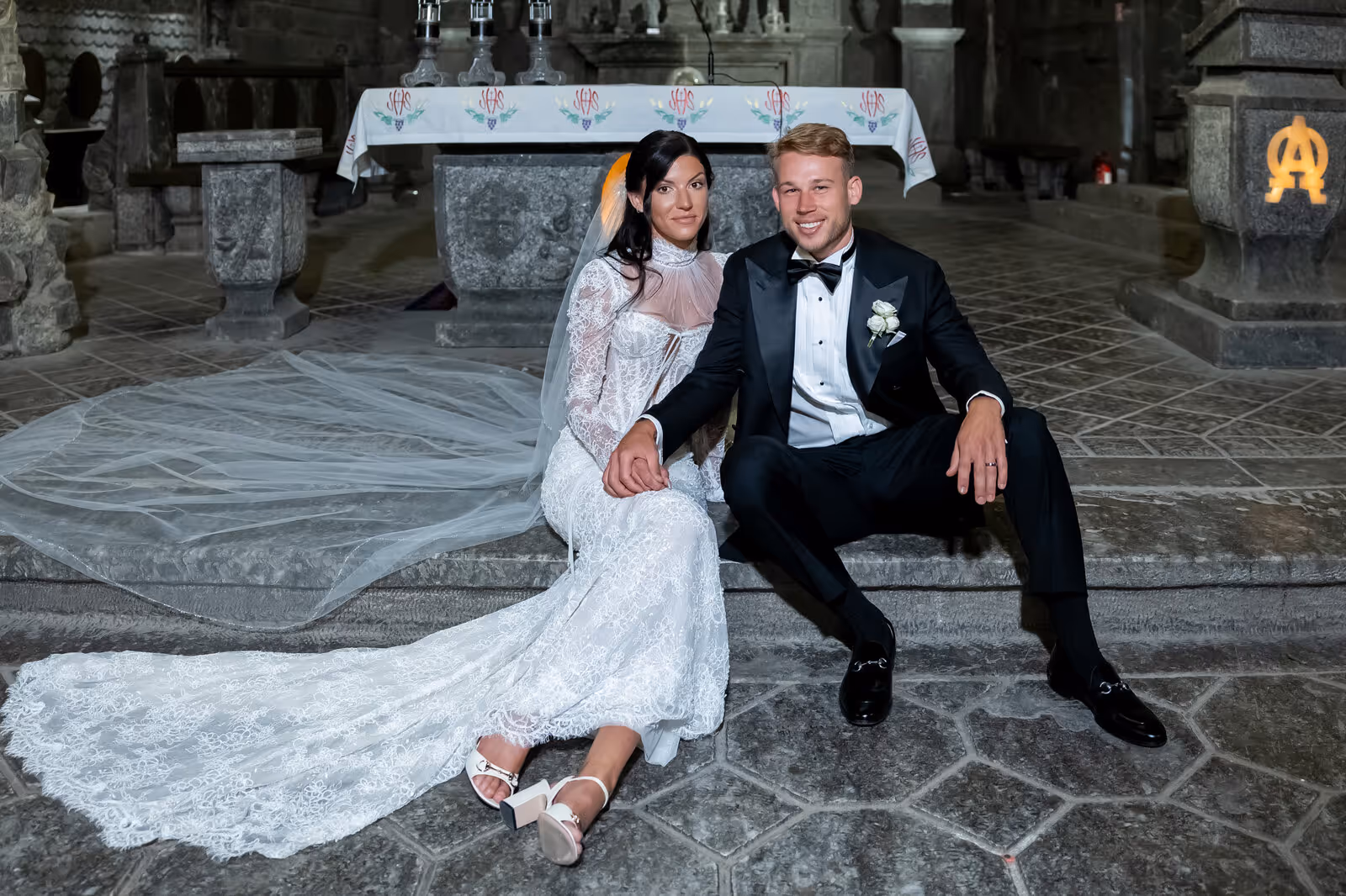 Ślub w Polsce. Kopalia Soli w Wieliczce. Zdjęcie nr. 121