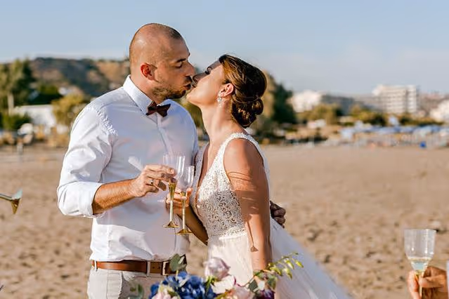 Ślub na Rodos. Piaszczysta plaża. Zdjęcie 10