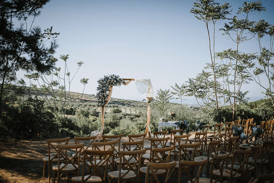 Ślub na Krecie. Ceremonia w naturze – okolica Heraklionu. Zdjęcie 3