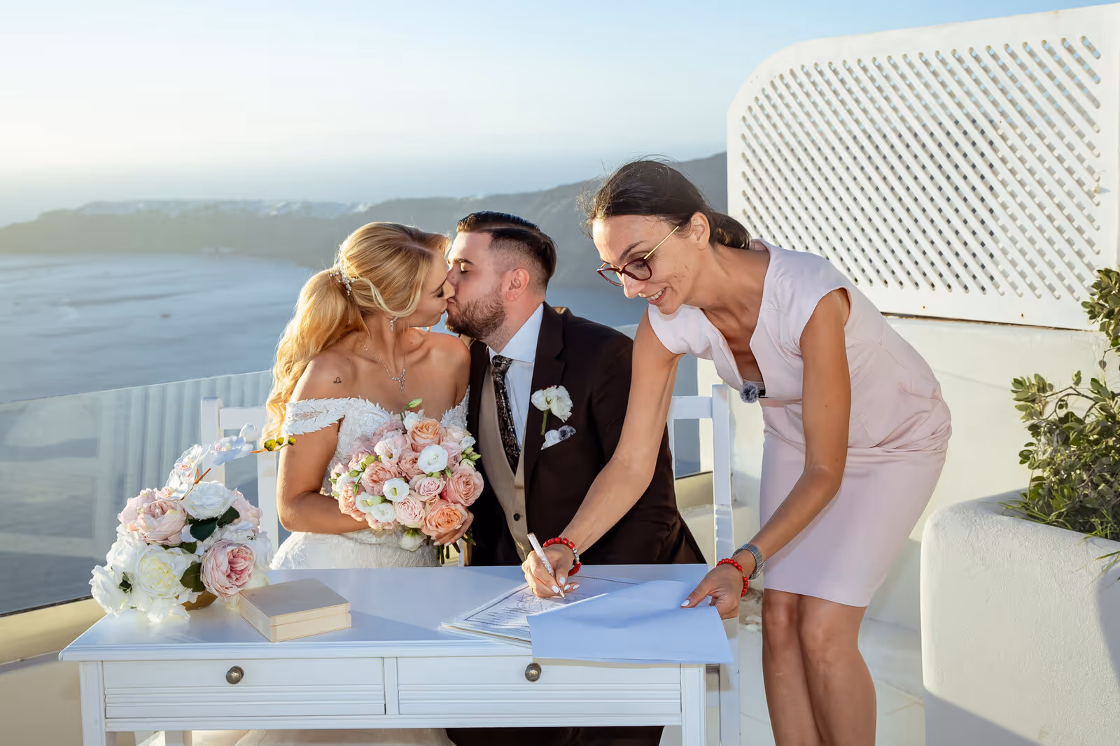 Ślub w Grecji. Santorini. Taras nr. 9. Zdjęcie nr. 37