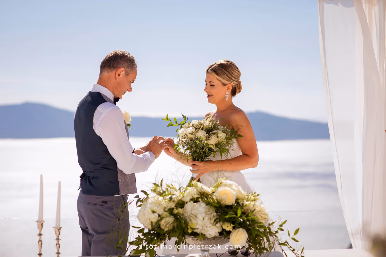 Ślub w Grecji - Santorini. Taras nr. 6. Zdjęcie nr. 21