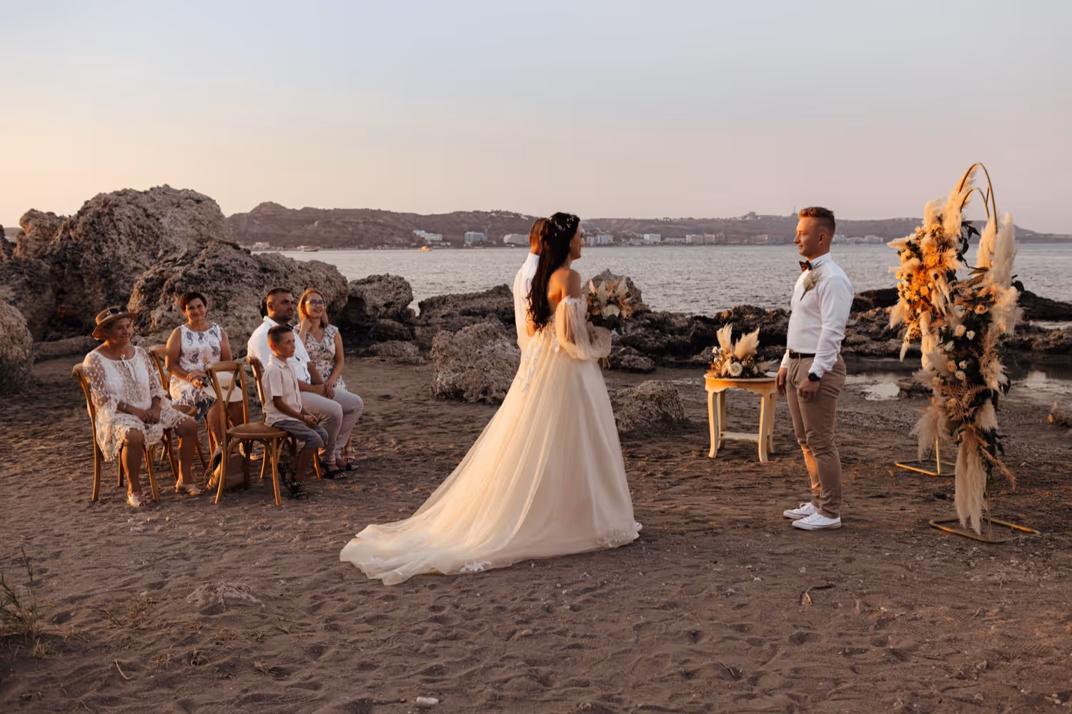 Ślub na Rodos. Piaszczysta plaża. Zdjęcie 5