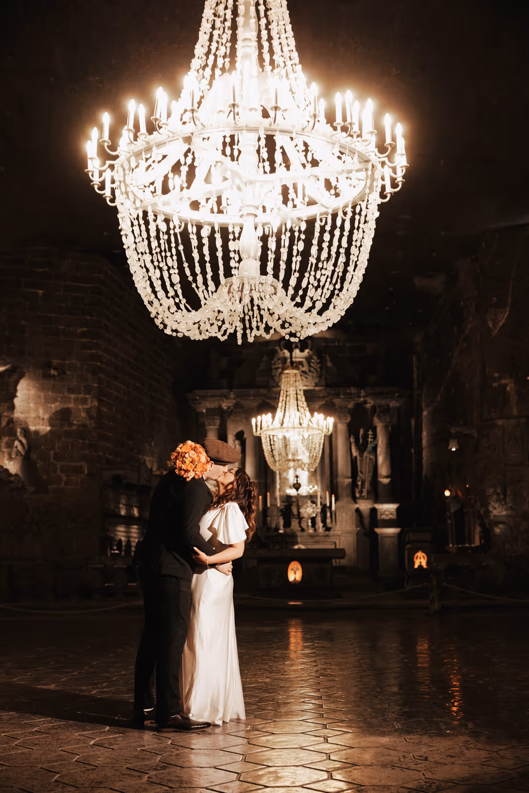 Ślub w Polsce. Kopalnia Soli w Wieliczce. Zdjęcie nr. 179