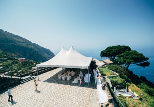 5_slub_w_ligurii_taras zamku 1 5_slub_w_ligurii_taras zamku 1
