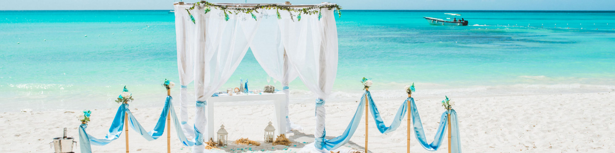 3_slub_dominikana_wyspa_secret_beach.-baner1jpg