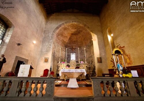 Ślub w Toskanii - kościół 3a
